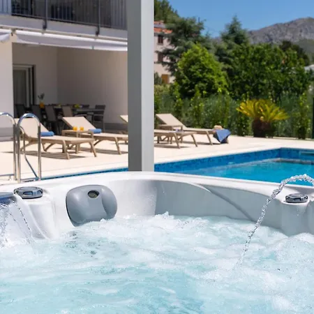 New! Seaview Mare: Your Perfect Coastal Getaway Вілла *