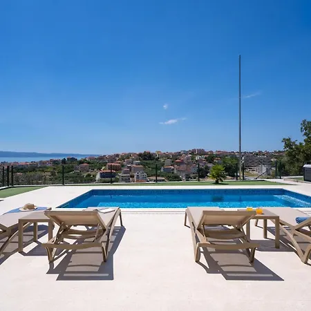 New! Seaview Mare: Your Perfect Coastal Getaway Spalato