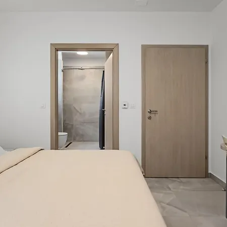 New! Seaview Mare: Your Perfect Coastal Getaway Вілла *
